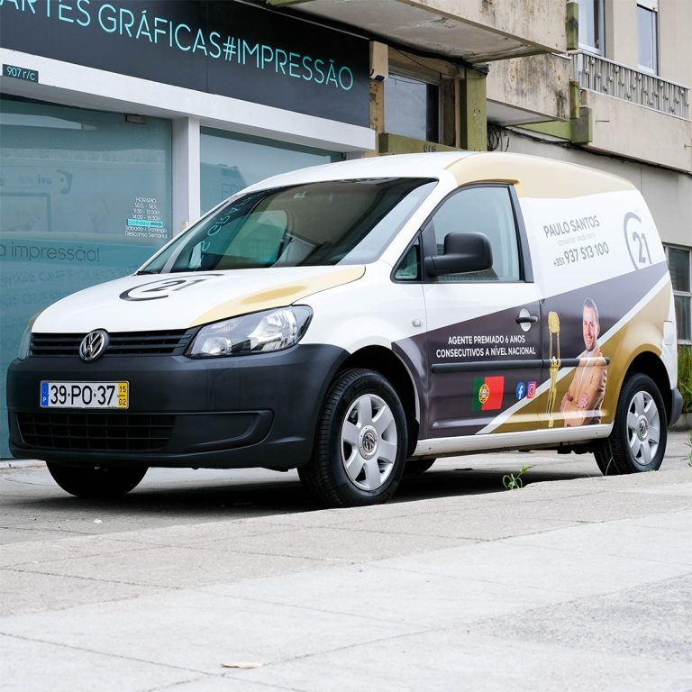 Decoração de viaturas com vinil autocolante para Century 21 em Vila do Conde